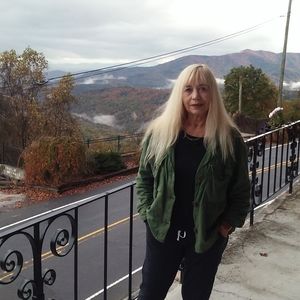 Meet your Posher, Nancy